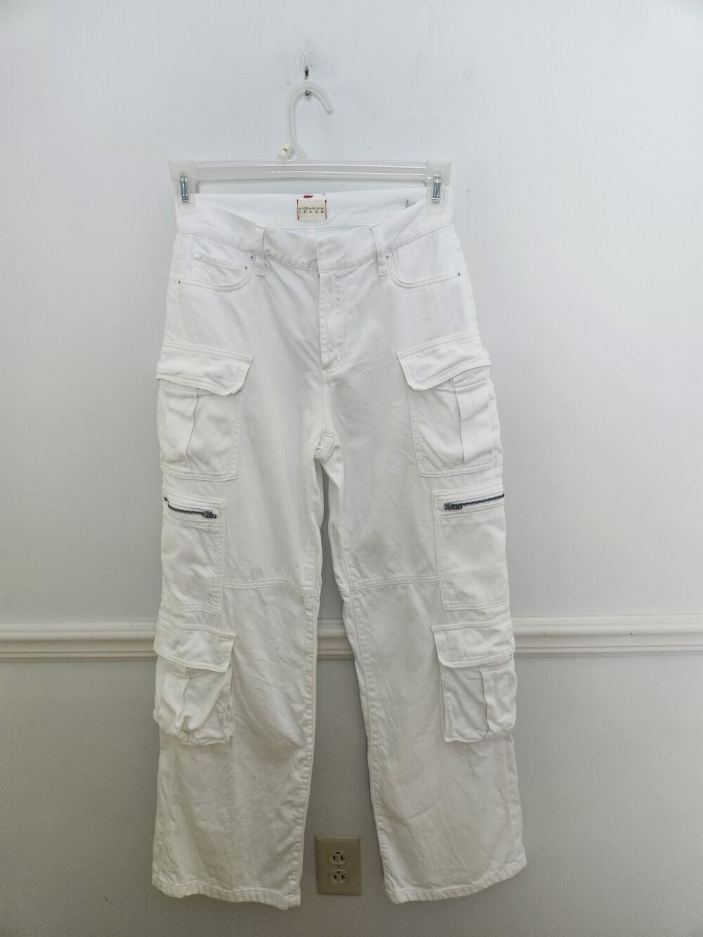Alice + Olivia Cay Baggy Denim Cargo Jeans Sz 26 Womens White Wide Leg Pockets
